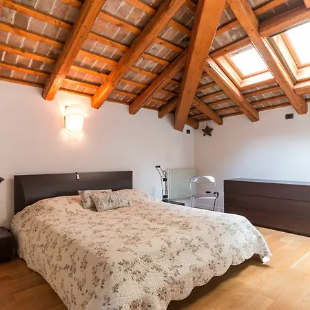 Heart Of Piazza Signori Apartment